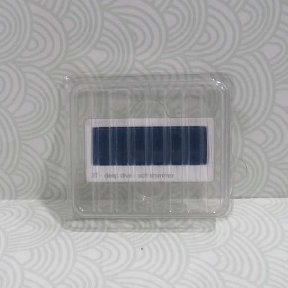 CLINIQUE💥SOFT SHIMMER EYESHADOW #3T DEEP DIVE REFILL💥 - Picture 3 of 5